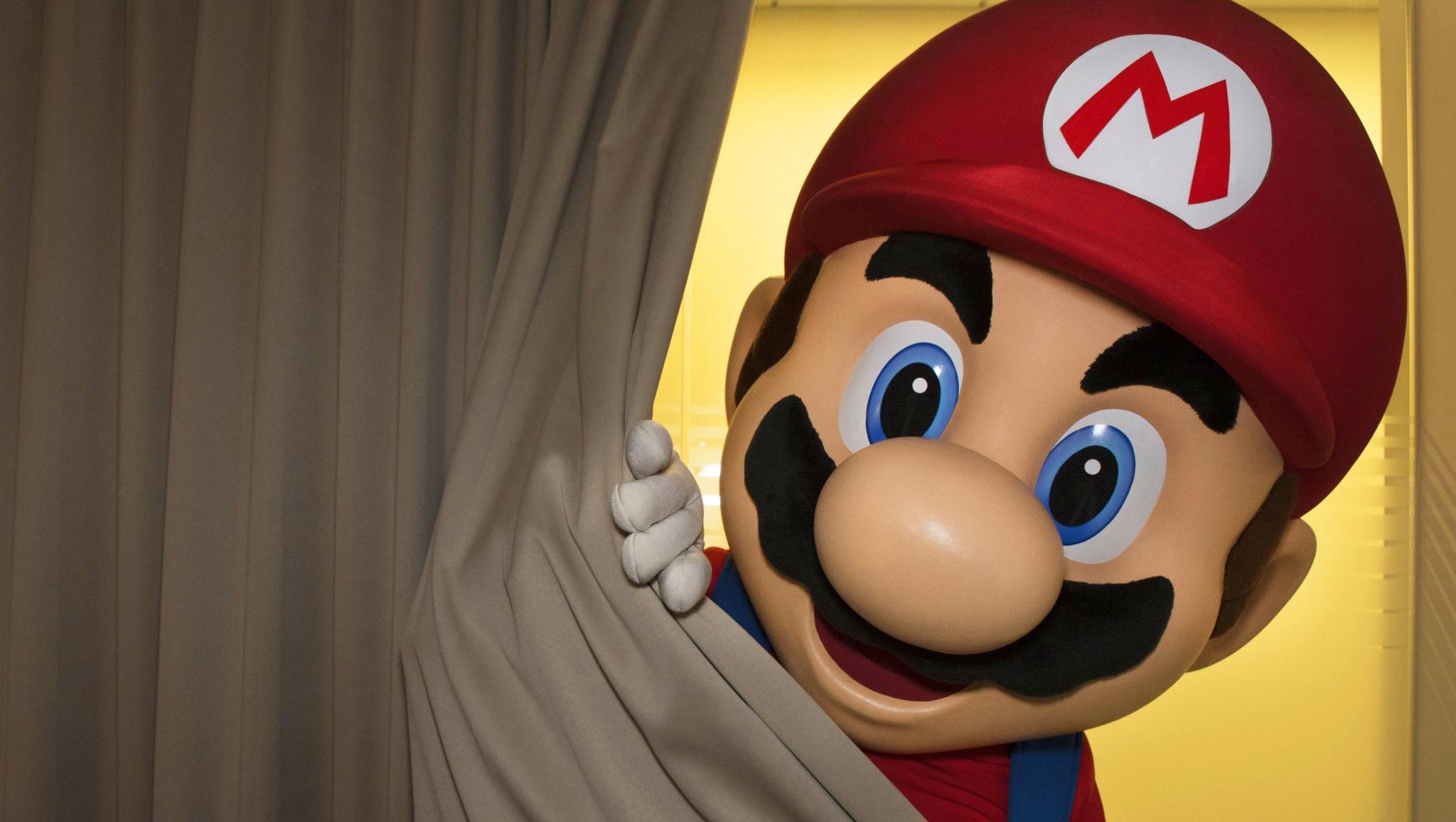 Nintendo Switch Sales Crash as Switch 2 Debut Approaches