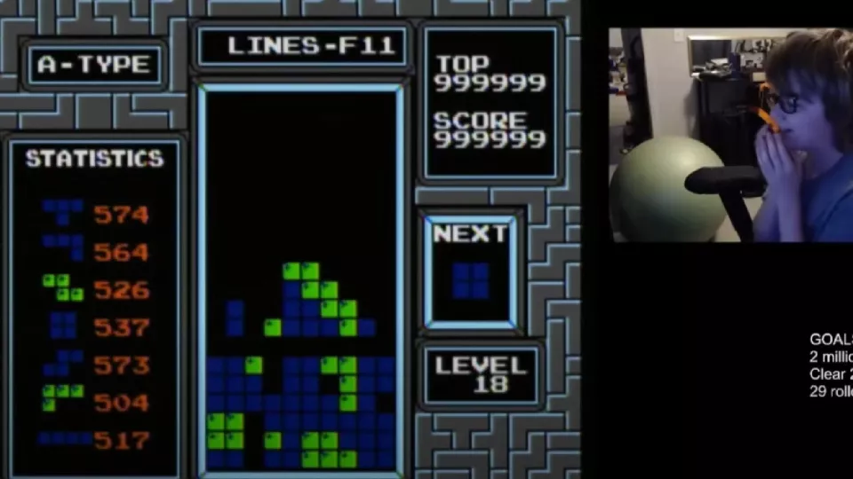 Na 34 jaar heeft een gamer het ultieme scherm van NES Tetris overwonnen