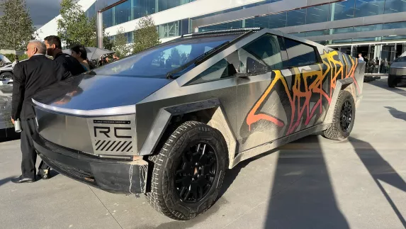 Breaking: Elon Musk Unveils Cybertruck