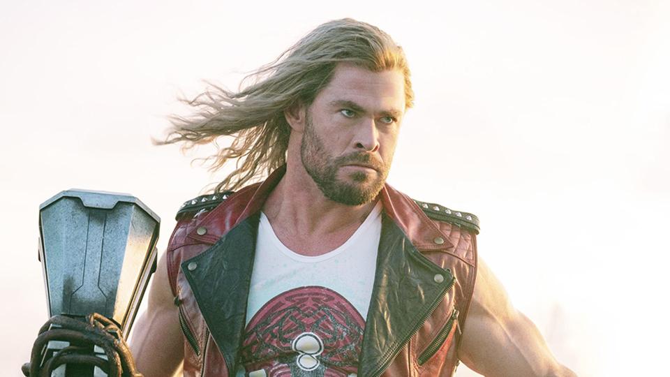 CHRIS HEMSWORTH not happy with his Thor performance