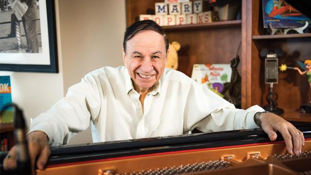 Disney Legende en Mary Poppins Songwriter Richard M. Sherman Overlijdt op 95-jarige Leeftijd