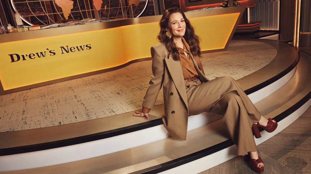 "Drew Barrymore Show Writers Avoid Return After Her WGA Strike Dispute"