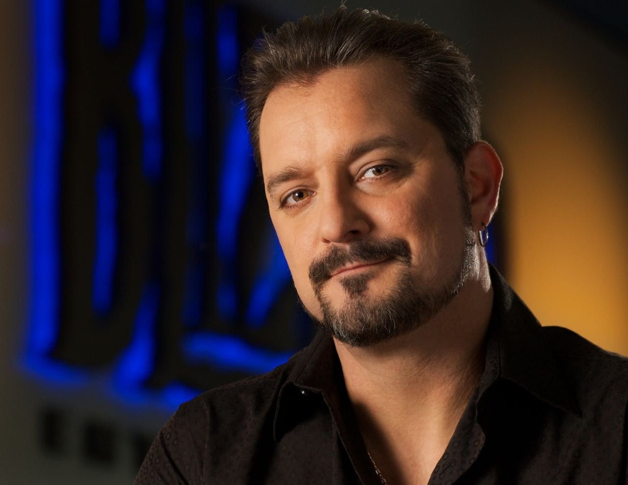 Ex-Blizzard VP Chris Metzen Ends Retirement with Surprise Return to Helm Warcraft Universe: BlizzCon 2023 Announcement Awaited