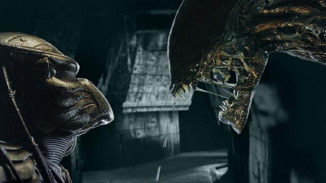 Fede Álvarez Reveals His Vision for Alien vs. Predator Film