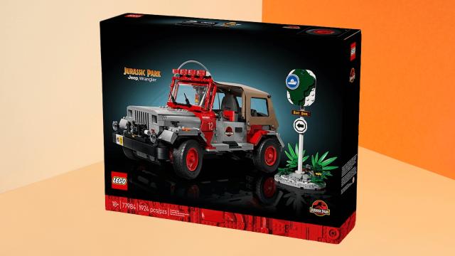 LEGO Hints at Exciting NEW JURASSIC PARK Jeep Wrangler Set