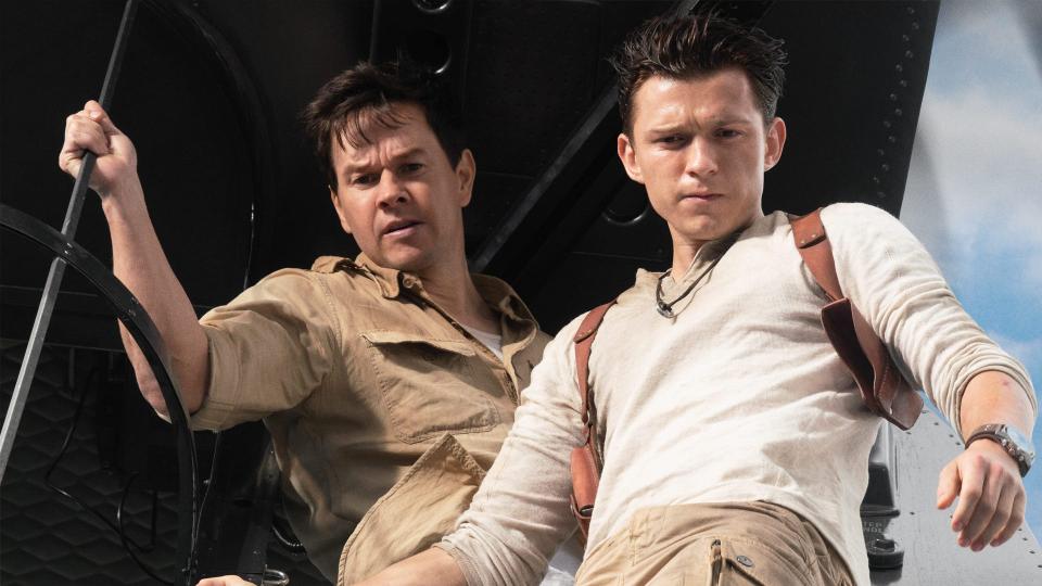 Mark Wahlberg Bevestigt Dat Het Scenario Voor De Tweede Uncharted Film Klaar Is En Fans In Paniek Brengt