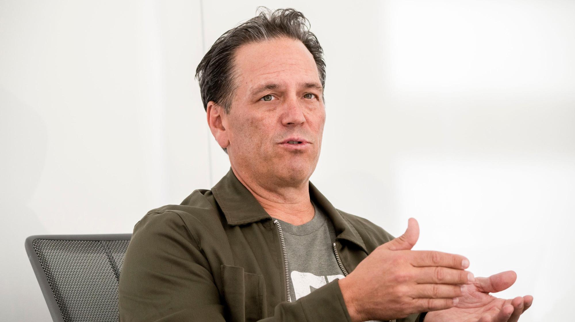 Phil Spencer Cheers Valve's Steam Machine, Next-Gen Xbox Awaits