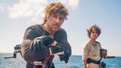 Ryan Gosling’s Starfighter Set Photo: Scruffy Nerf Herder at Sea