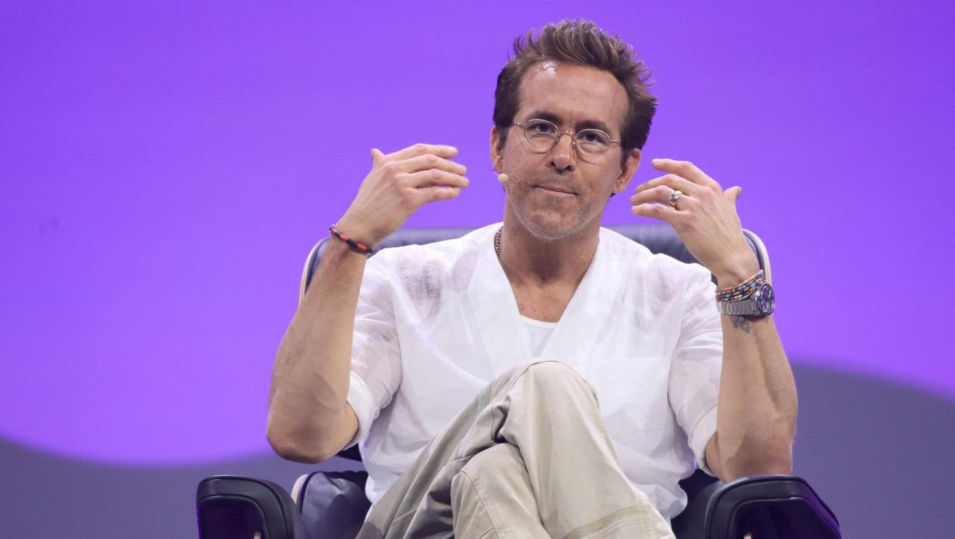 Ryan Reynolds Reveals R-Rated Star Wars Pitch to Disney