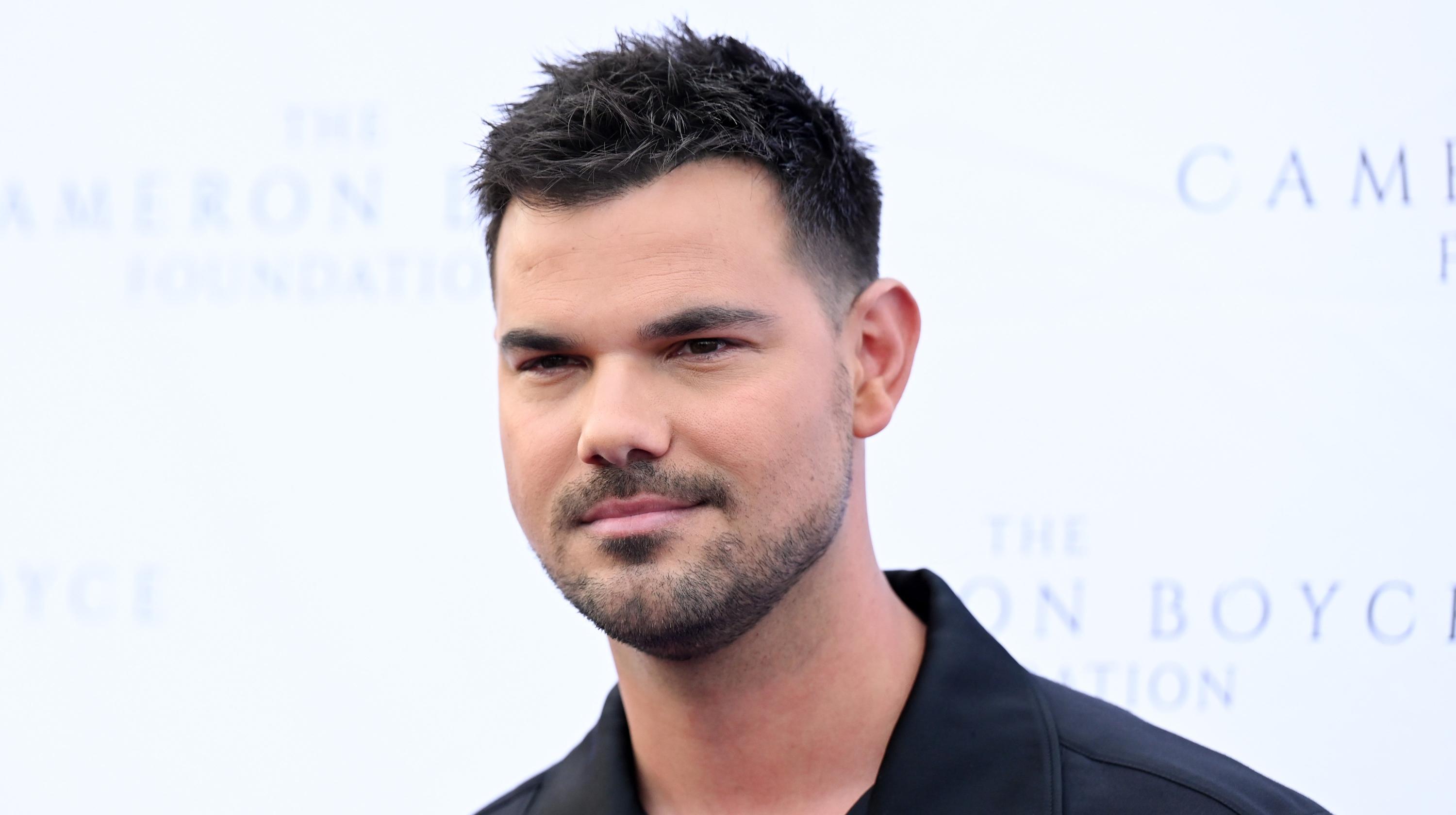 Taylor Lautner speelt zichzelf in nieuwe weerwolfserie