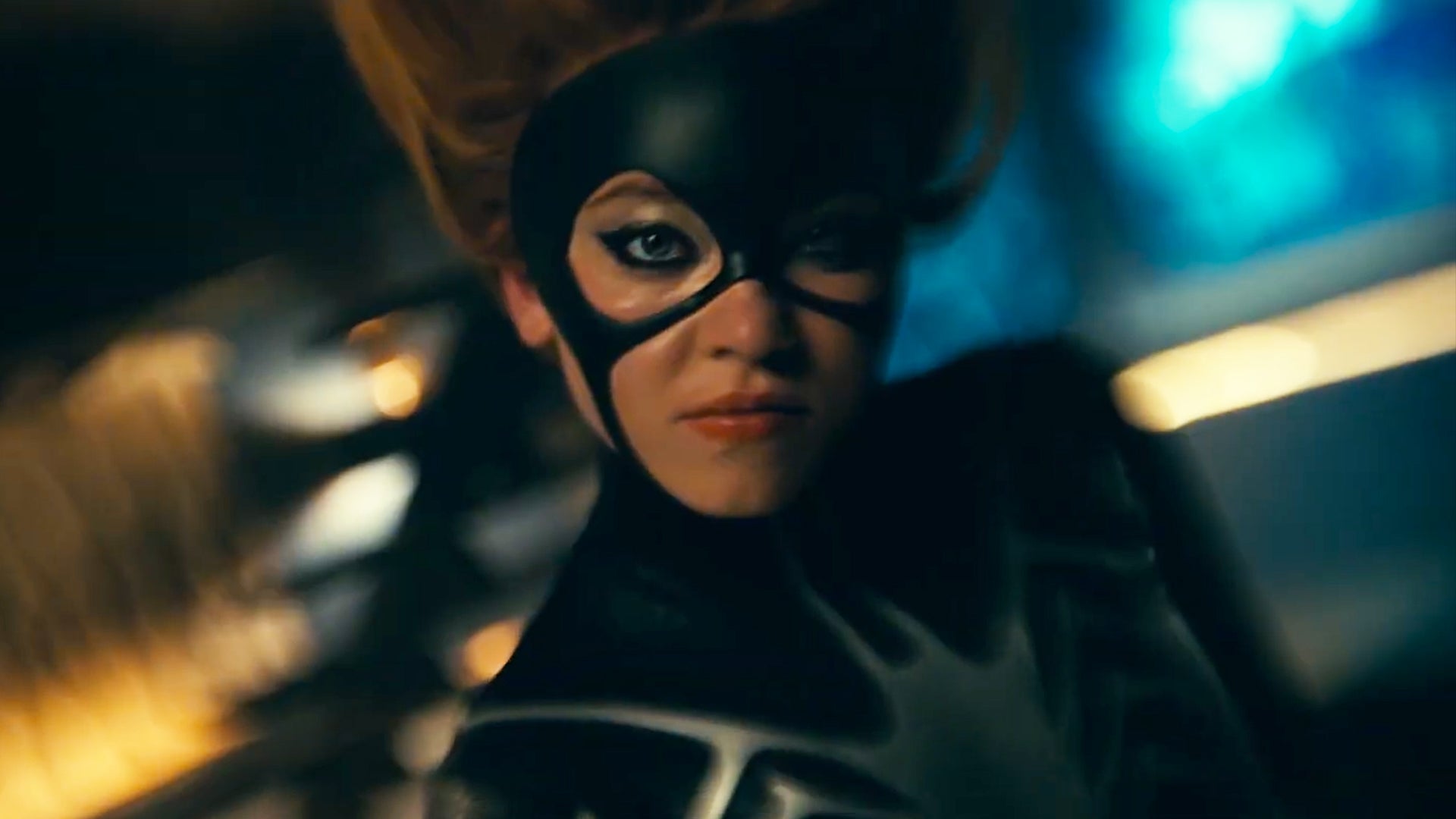 spider bites sydney sweeney on set of spider-woman role