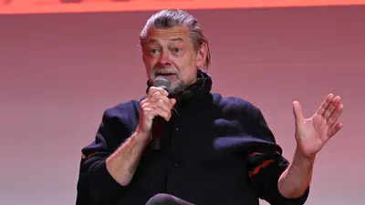 Andy Serkis and Adrian Tchaikovsky make Odysseus Rising for Audible
